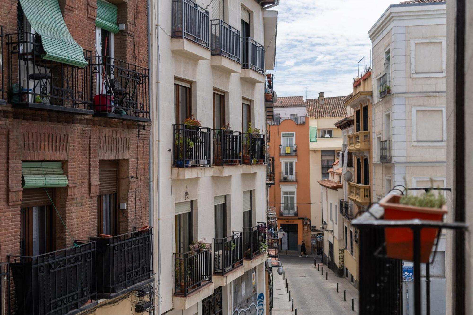 Apartamento Exterior En Lavapies Alquiler Temporal Madrid Exterior foto